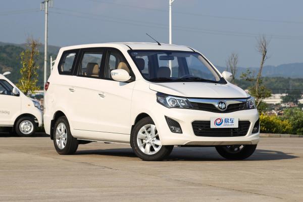 宏立福汽启腾启腾ex80购车送大礼包