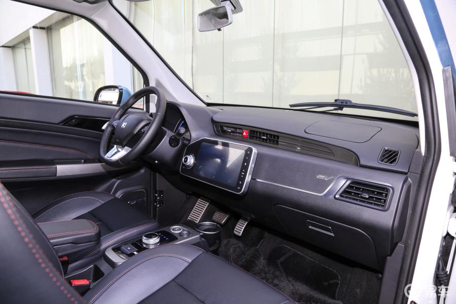 【众泰e2002017款豪华型内饰全景副驾驶员方向汽车图片-汽车图片大全