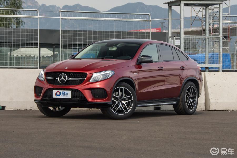 【奔驰gle级amg2017款gle 43 4matic 轿跑suv侧前45度车头向左水平