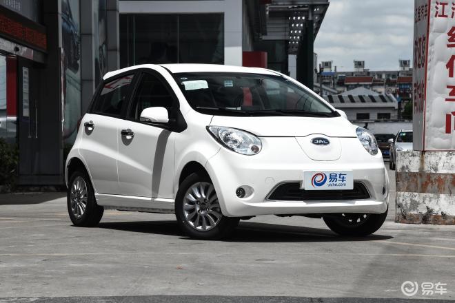 外观靓配置丰富 江淮iev6e售价低至9.33万