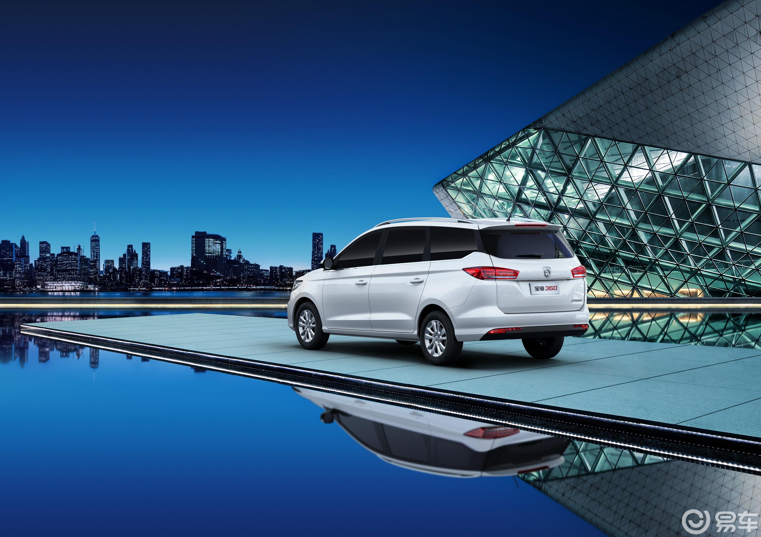 【宝骏3602019款1.5l cvt 精英型 国vi汽车图片-汽车图片大全】-易车