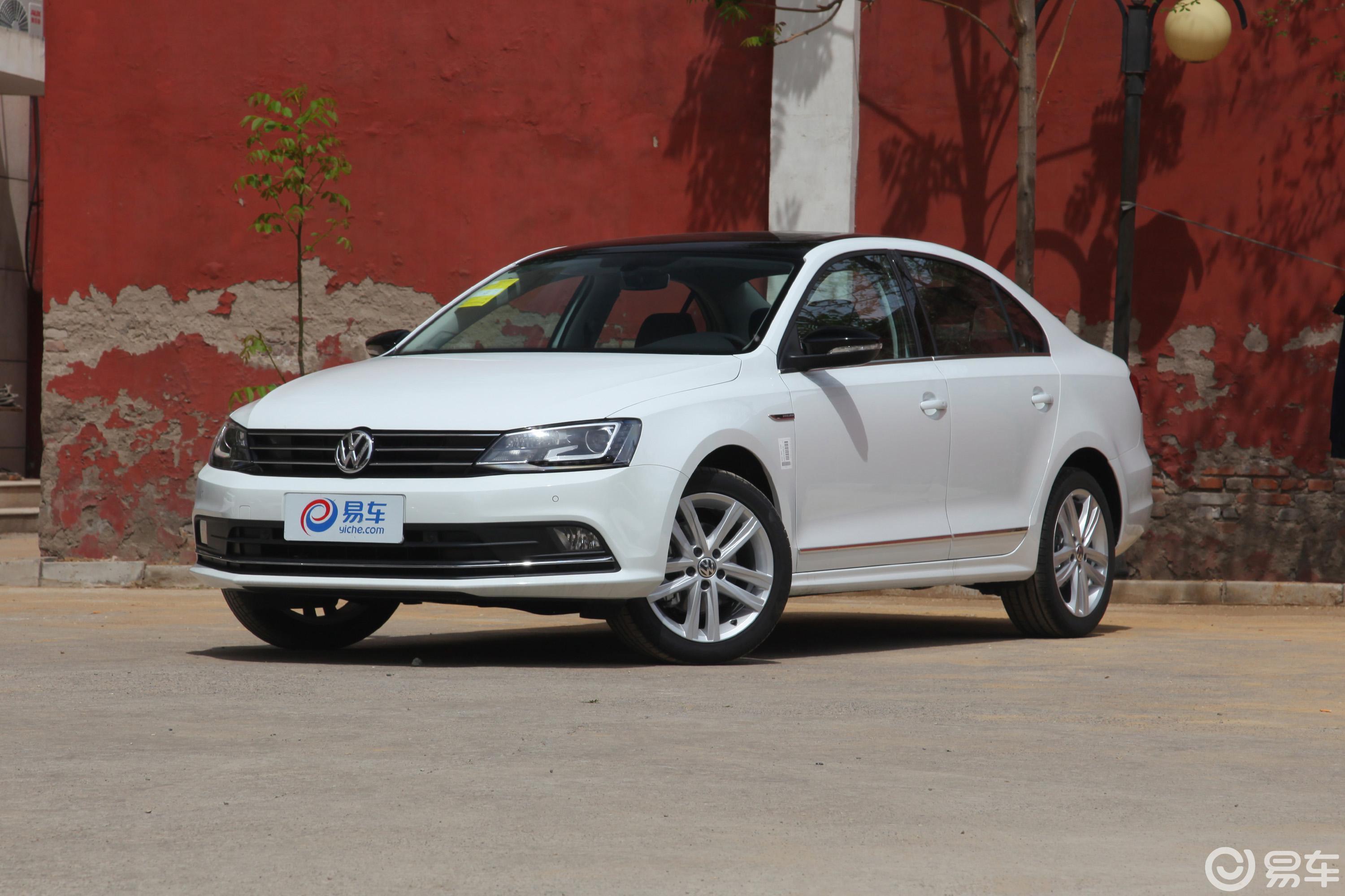 【速腾2018款280tsi 双离合 豪华版侧前45度车头向右水平汽车图片