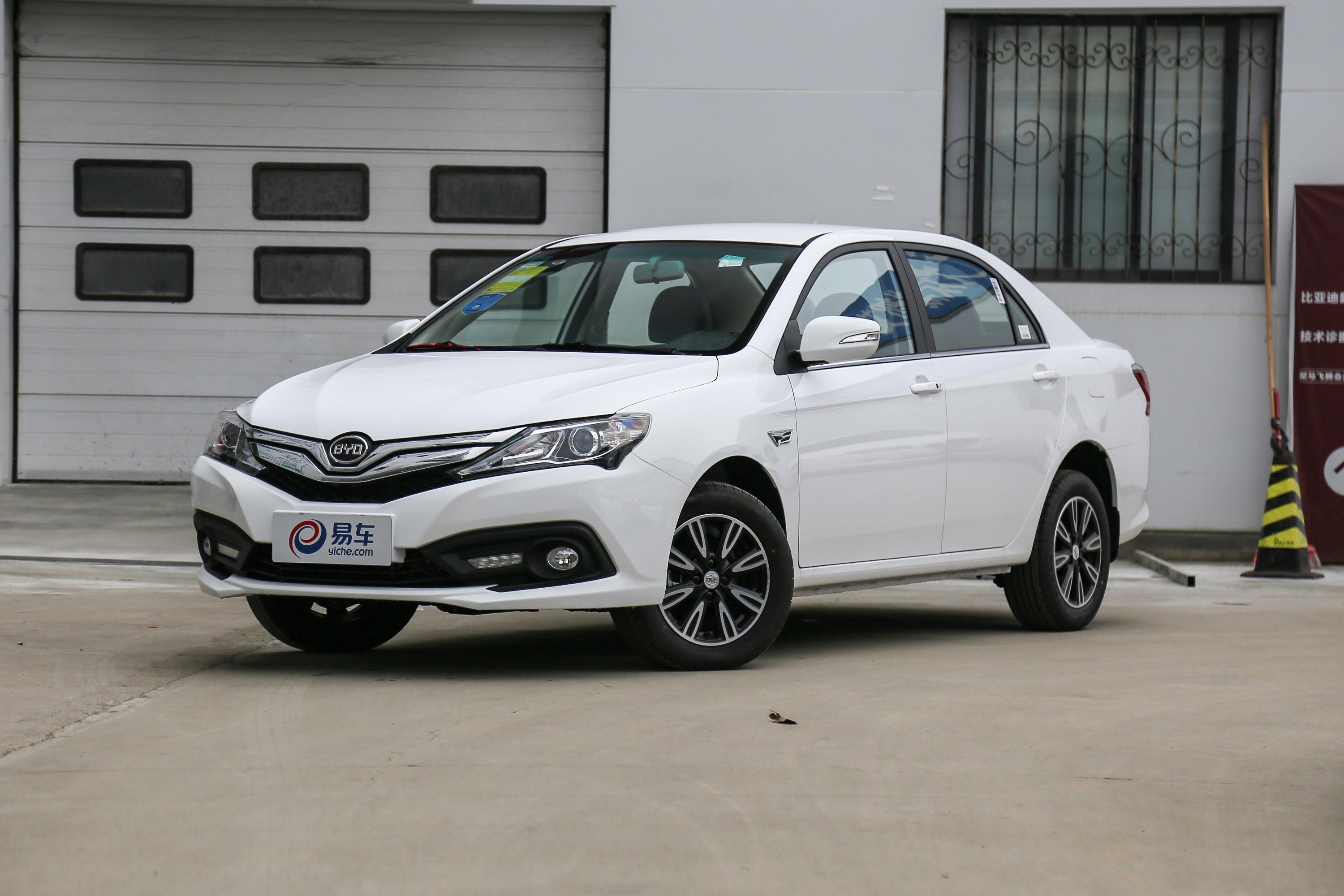 比亚迪f3还是远景,动力和内饰是取胜关键