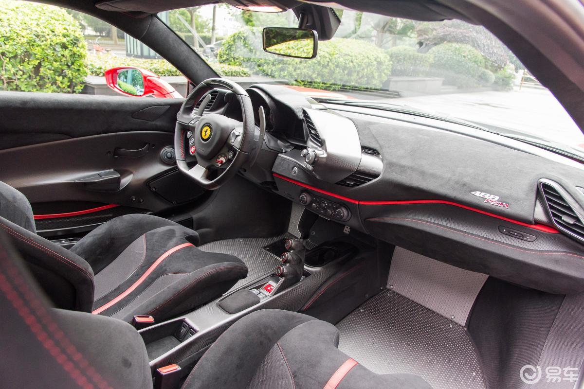 【法拉利4882018款3.