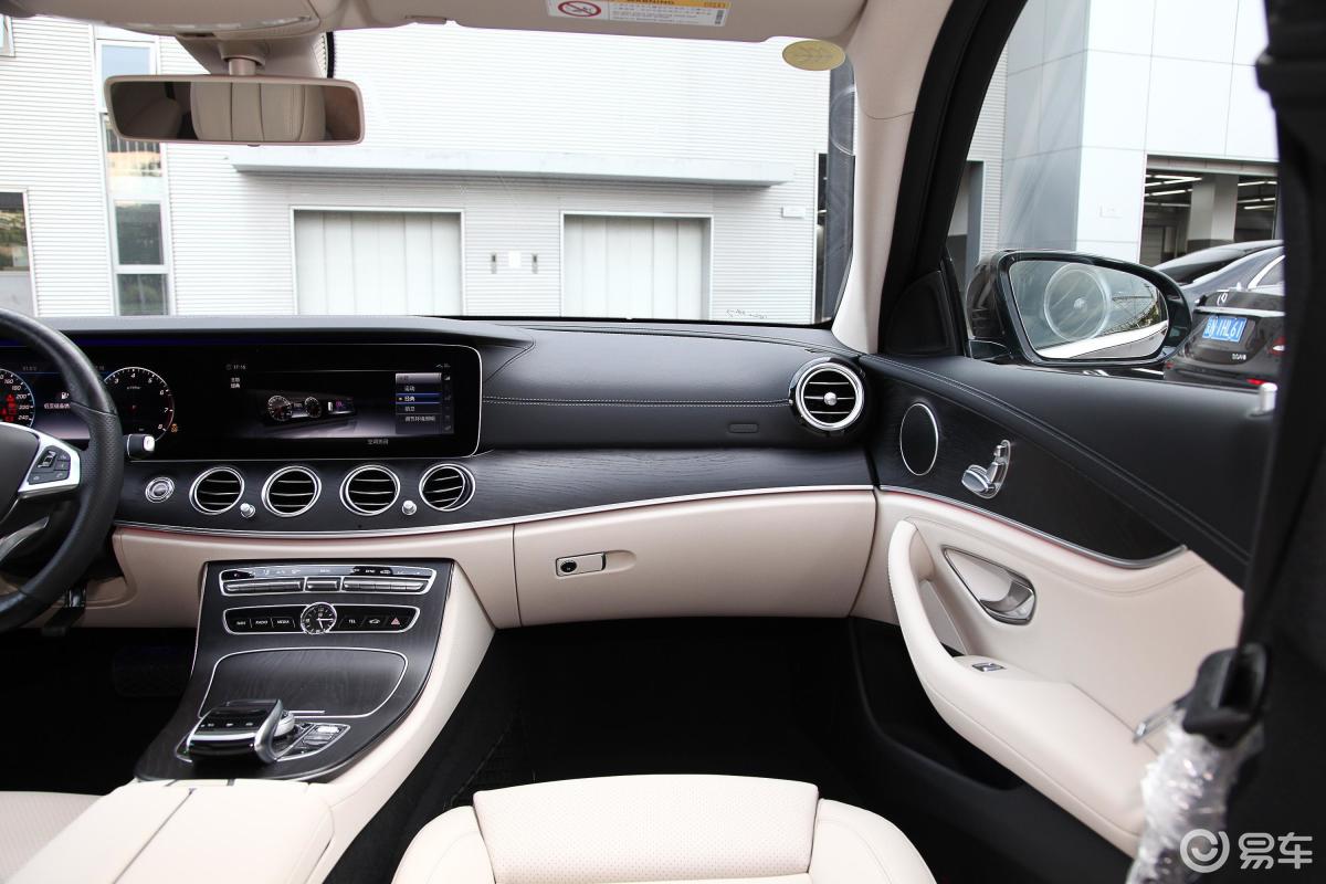 【奔驰e级2018款e 200 l 运动轿车内饰全景副驾驶员方向汽车图片-汽车