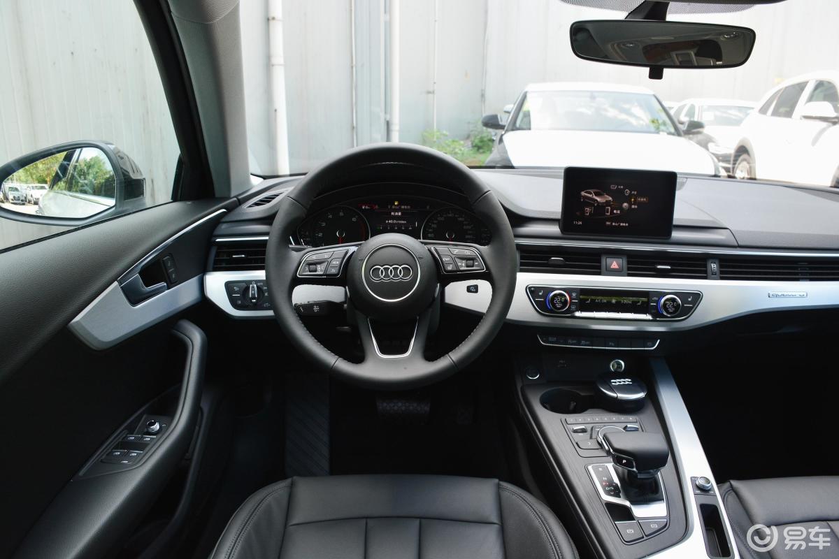 【奥迪a4l2018款30周年版 45 tfsi quattro个性运动版侧前45度车头