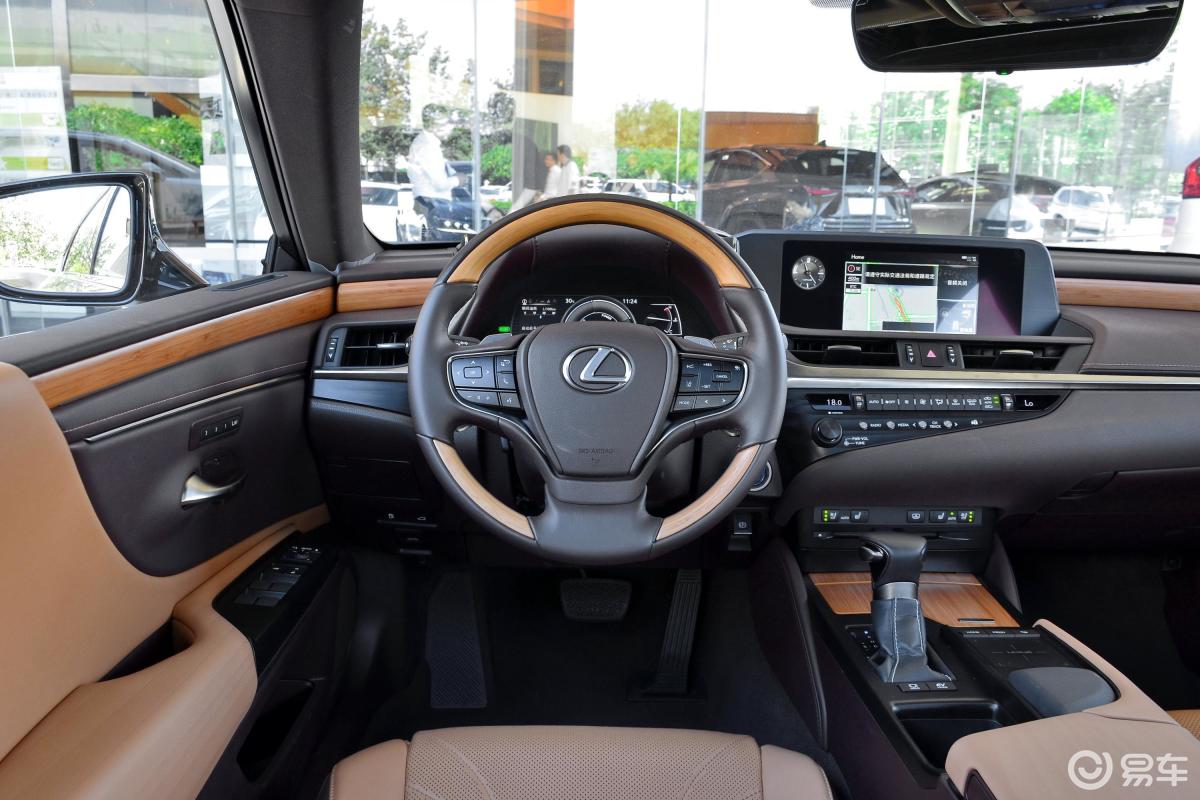 【雷克萨斯es2018款300h 尊享版内饰全景正拍汽车图片-汽车图片大全】