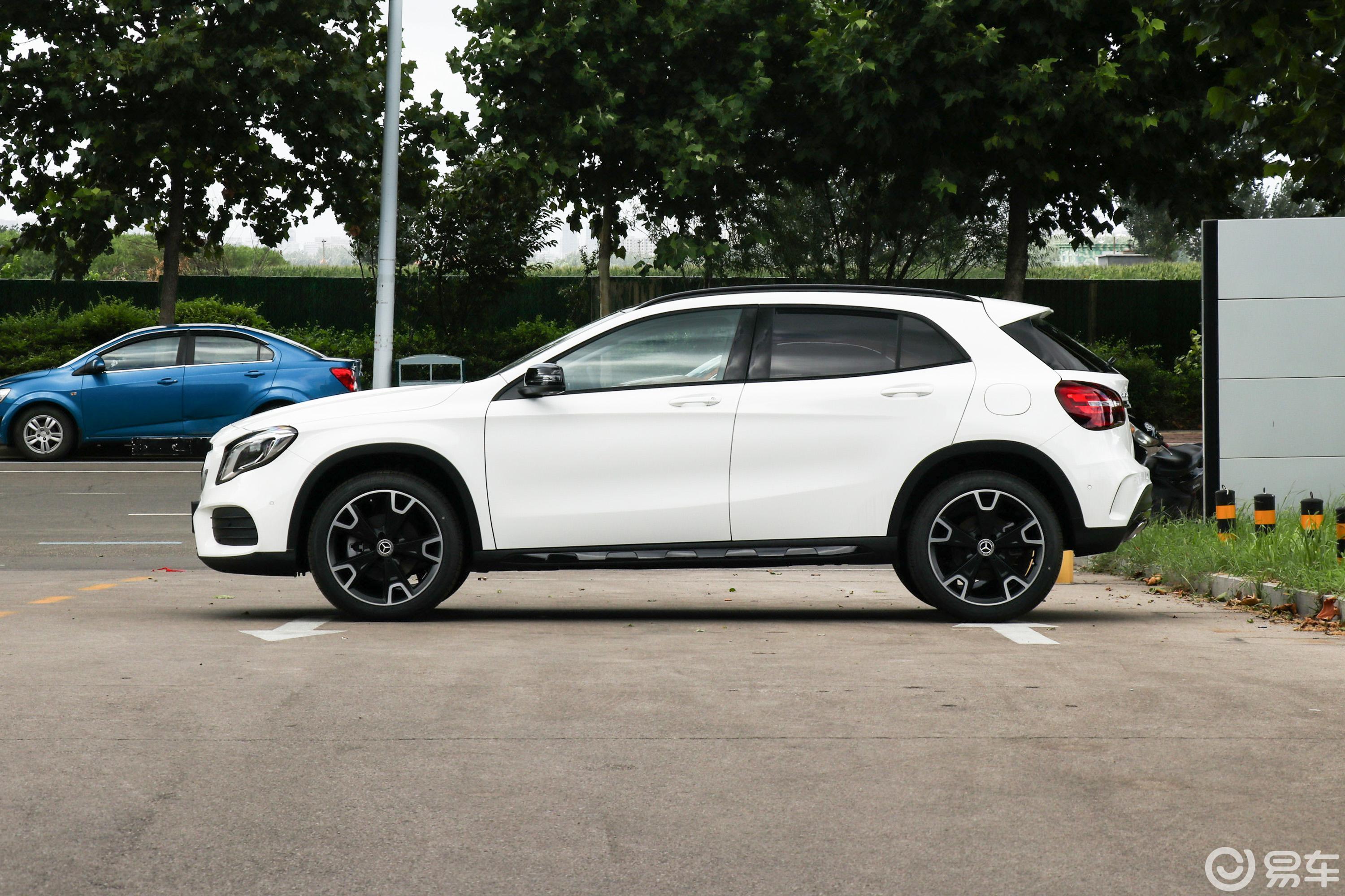 gla 220 4matic 运动版