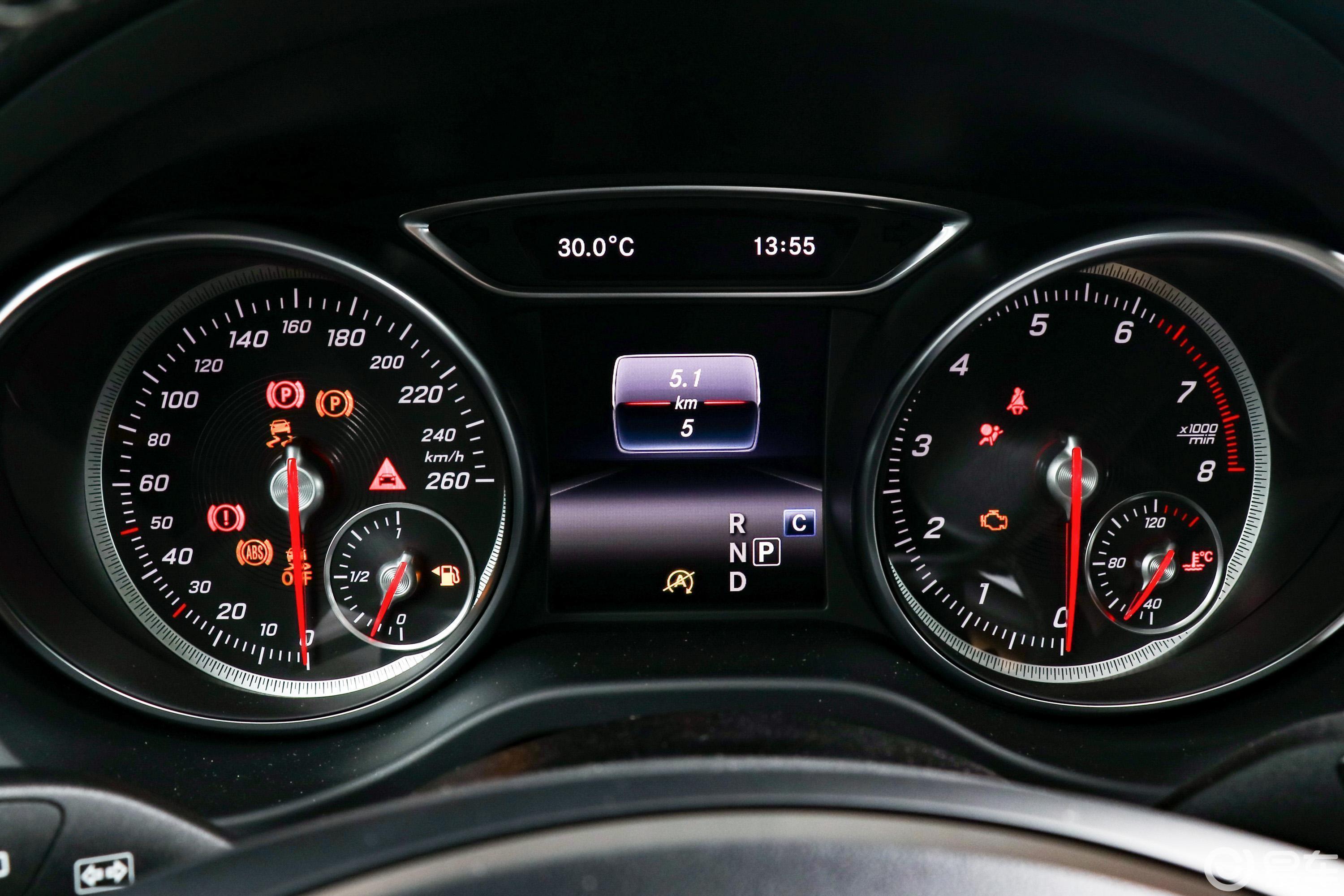 gla 220 4matic 运动版