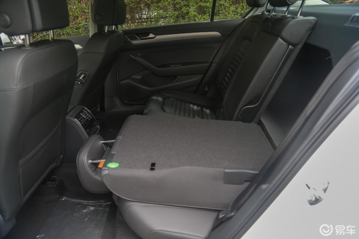 【迈腾2018款330tsi 双离合 领先版后排座椅汽车图片-汽车图片大全】