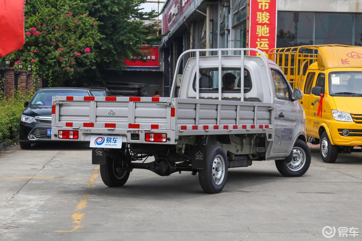 【新豹t3栏板 1.5l 单排货箱2820正前水平图片-汽车图片大全】-易车