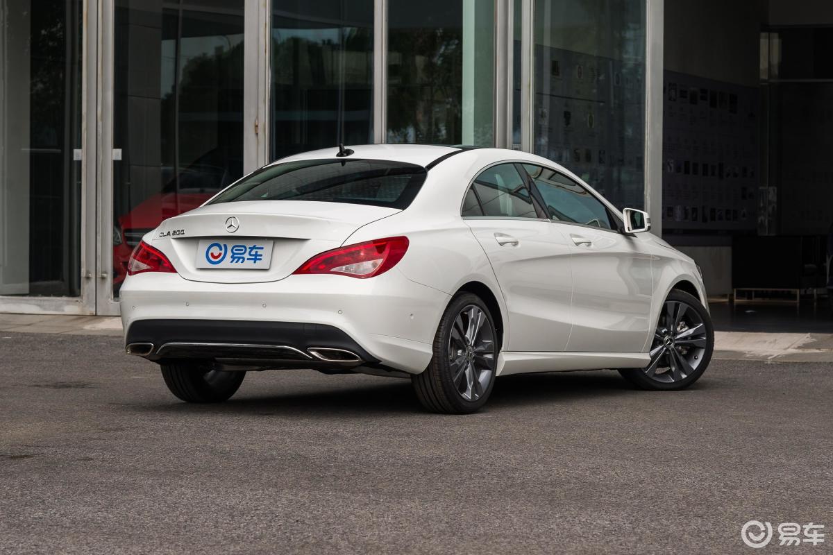 【奔驰cla级2019款cla 200 动感版侧后45度车头向右水平汽车图片-汽车