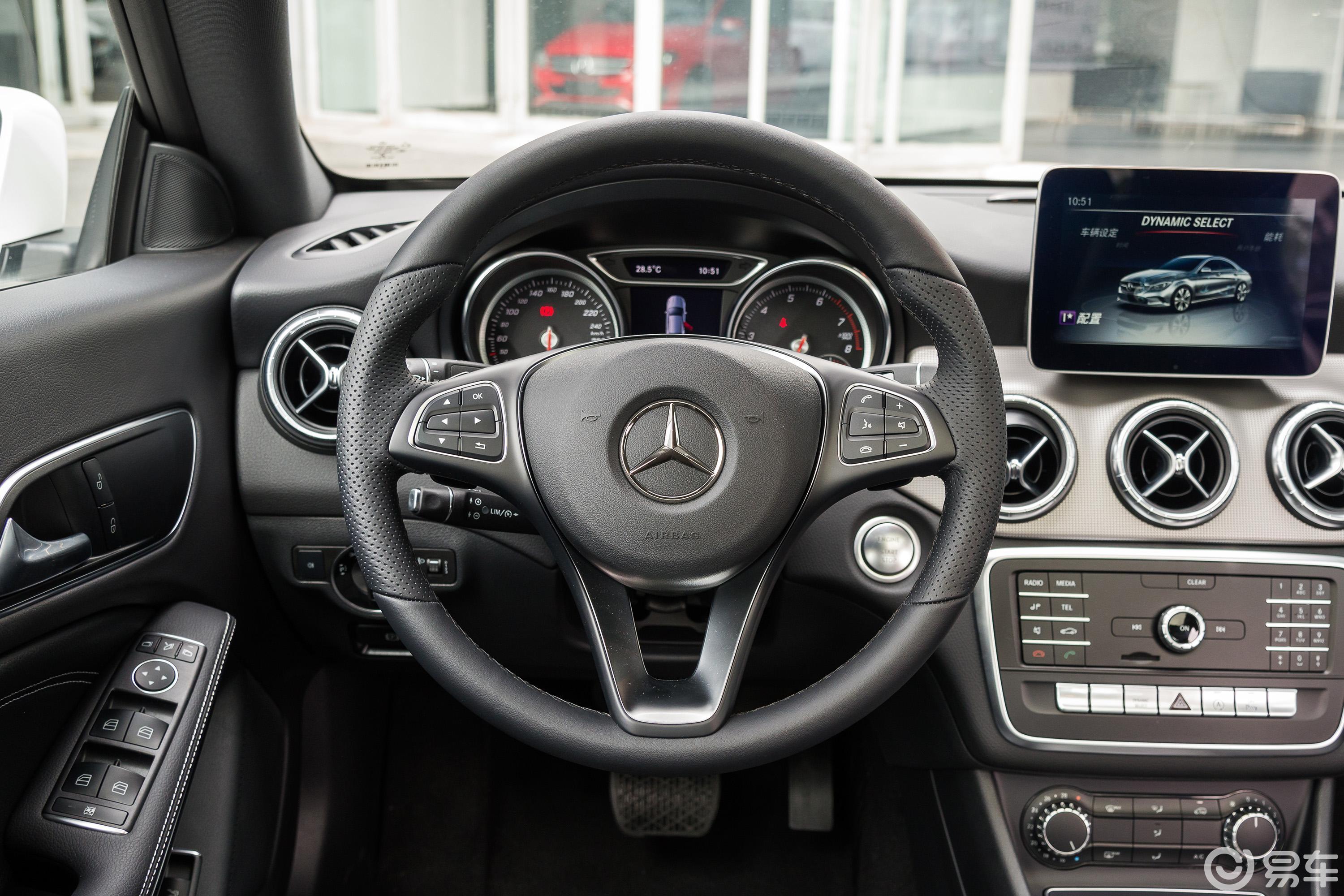 【奔驰cla级2019款cla 200 动感版方向盘汽车图片-汽车图片大全】