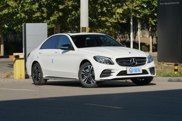 奔驰a级车,购车即送30000元豪华礼包! 4. 奔驰b级车,购车即送