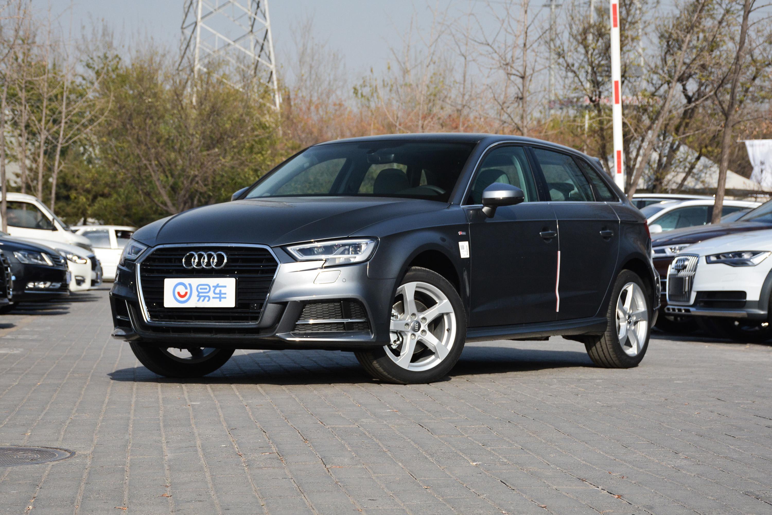 奥迪a3对比宝马1系,内饰与空间,哪个幸福感更强?