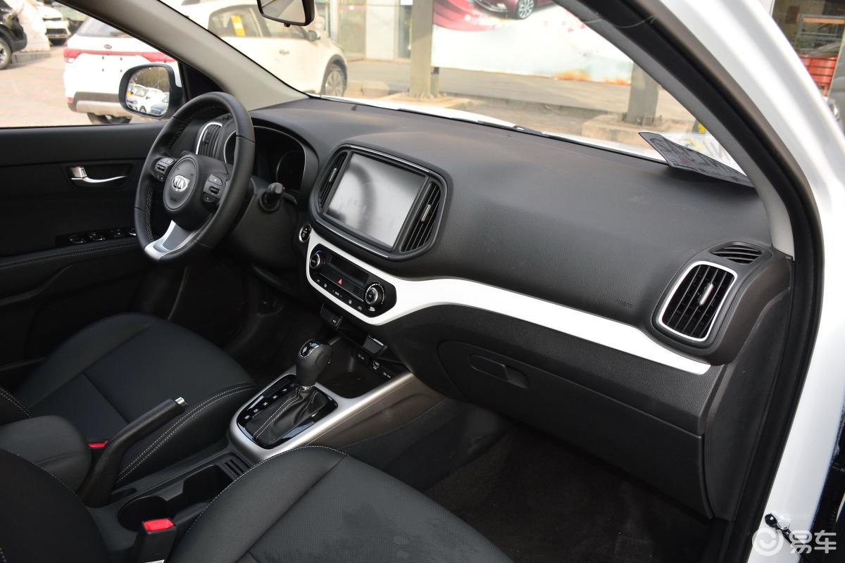 【起亚kx3 ev2019款基本版内饰全景副驾驶员方向汽车图片-汽车图片
