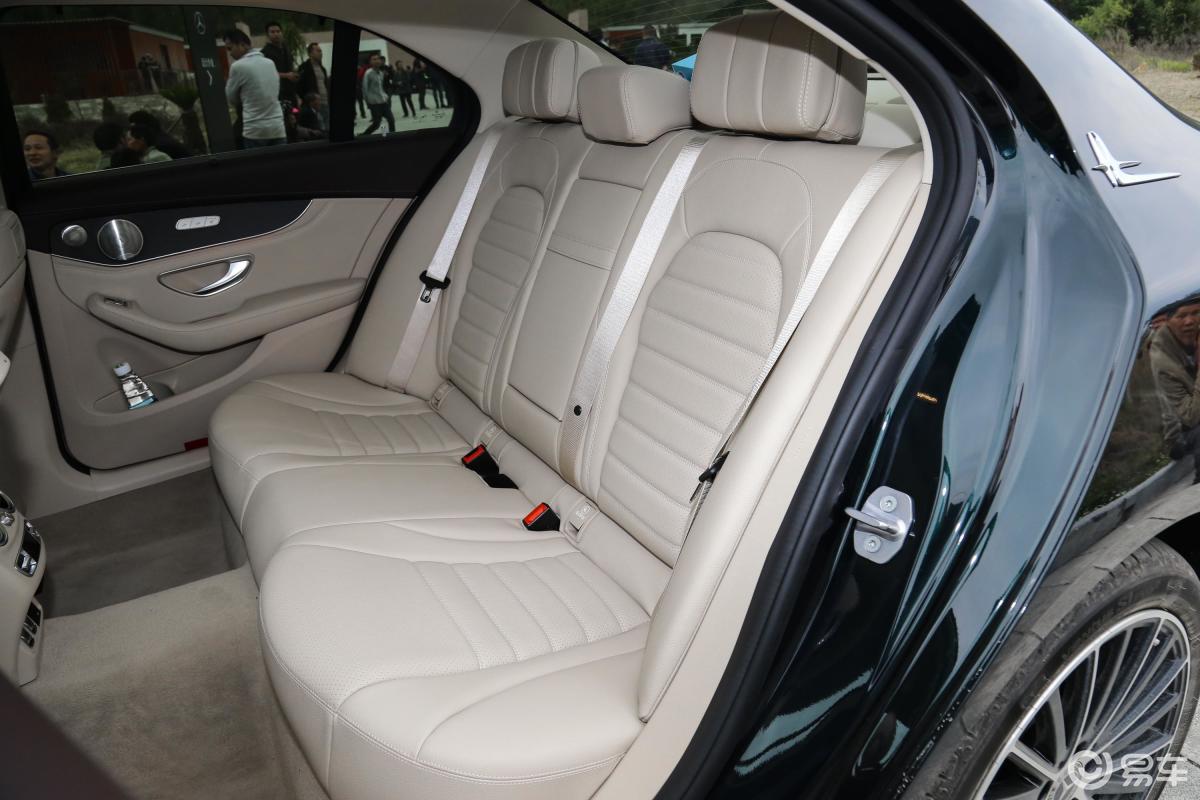【奔驰c级2019款c 260 l 4matic后排座椅汽车图片-汽车图片大全】