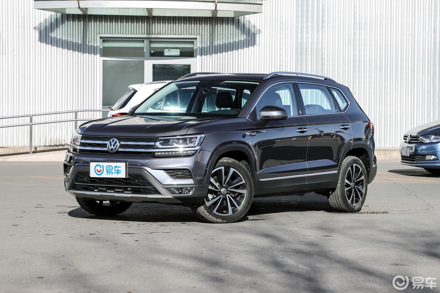 【途岳2019款330tsi 双离合 四驱 旗舰版 国vi侧前45度车头向右水平