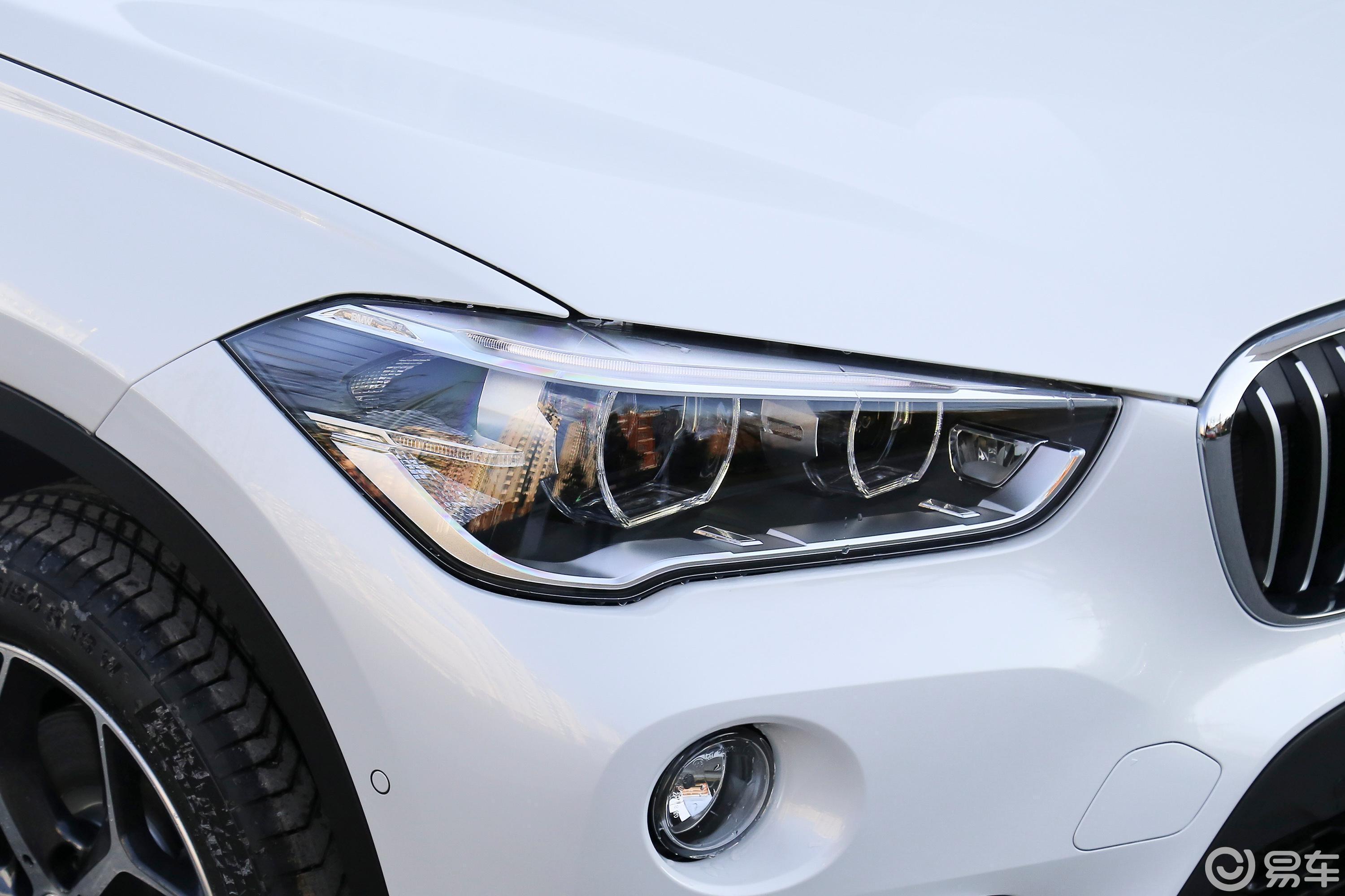【宝马x12019款xdrive20li 豪华版大灯侧45度俯拍汽车图片-汽车图片