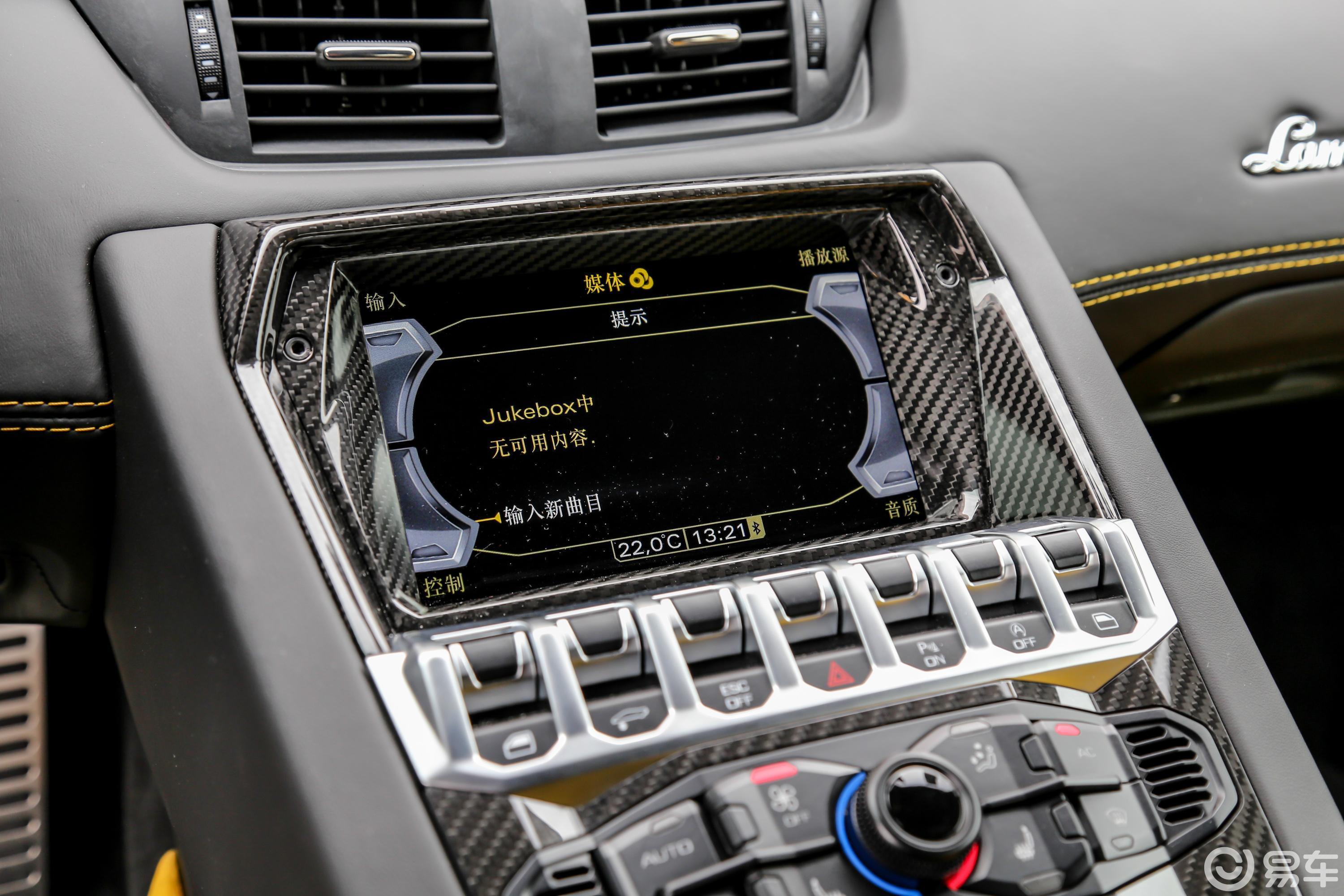 【兰博基尼aventador2017款aventador s coupe内饰汽车图片-汽车图片