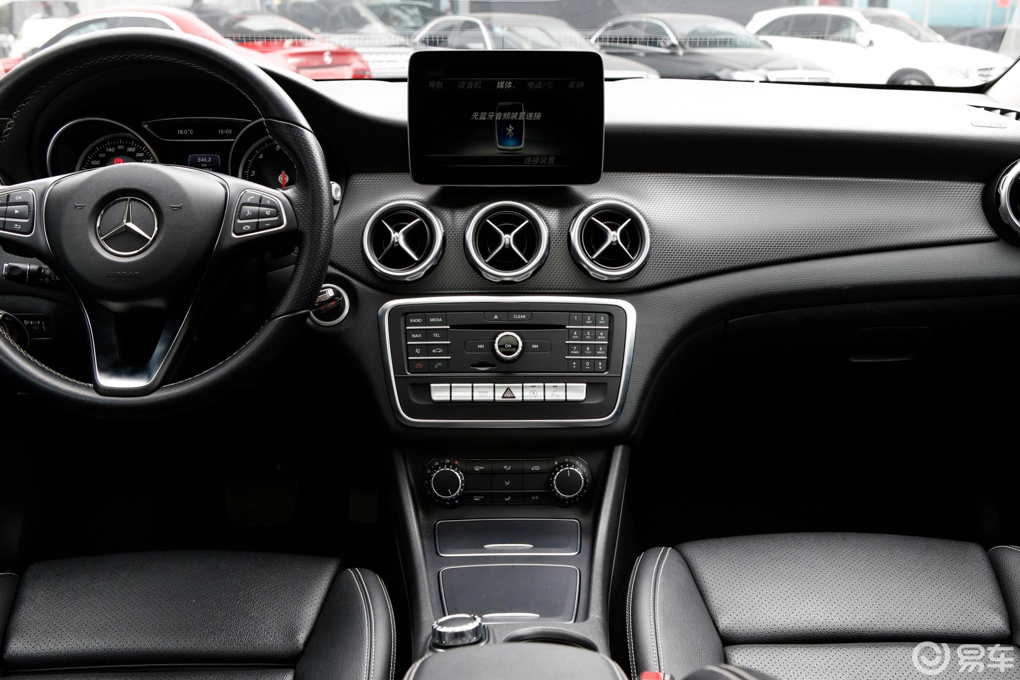 【奔驰gla2019款gla 200 时尚版中控台整体汽车图片-汽车图片大全】