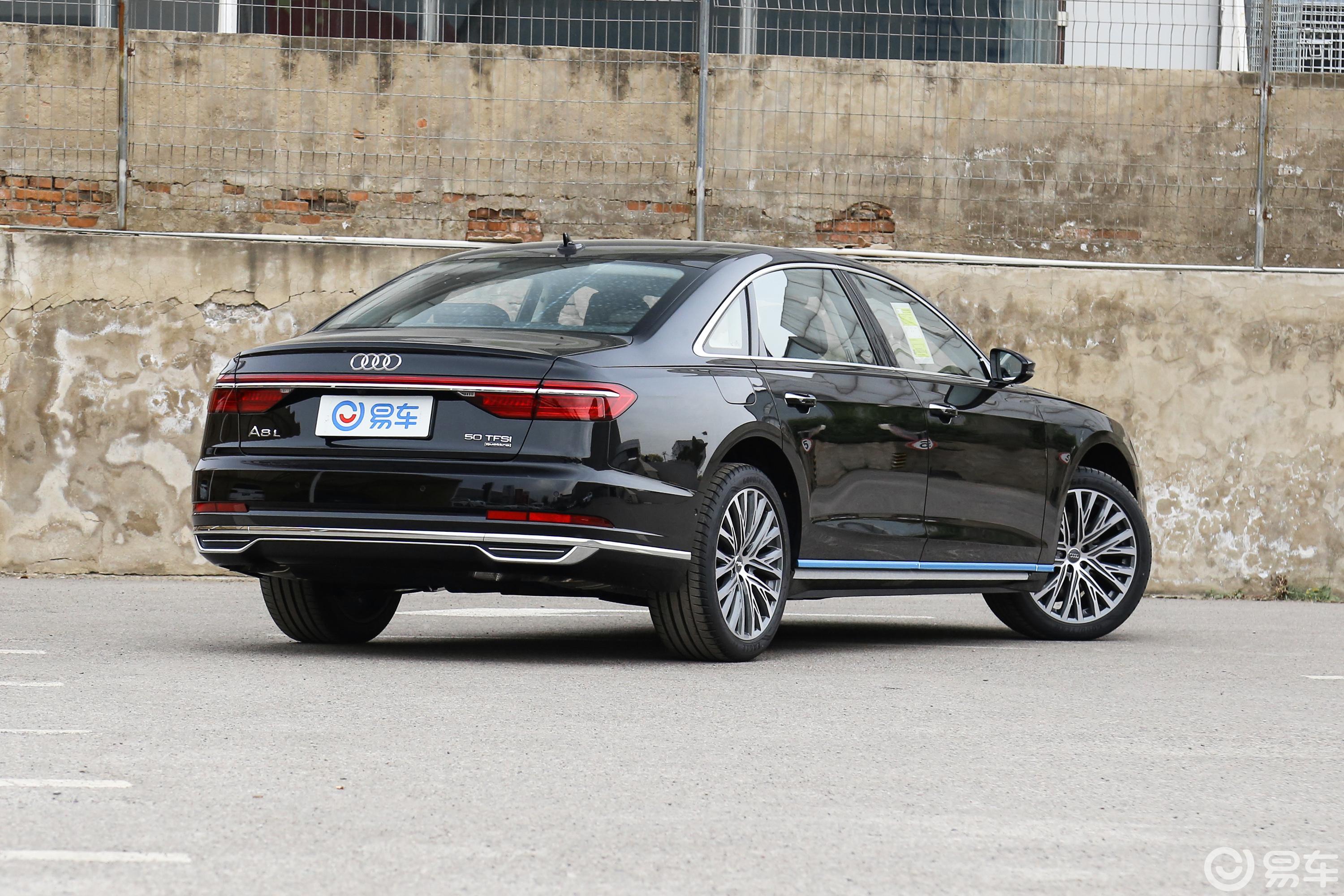 【奥迪a8l2019款50 tfsi quattro 豪华型侧后45度车头向右水平汽车