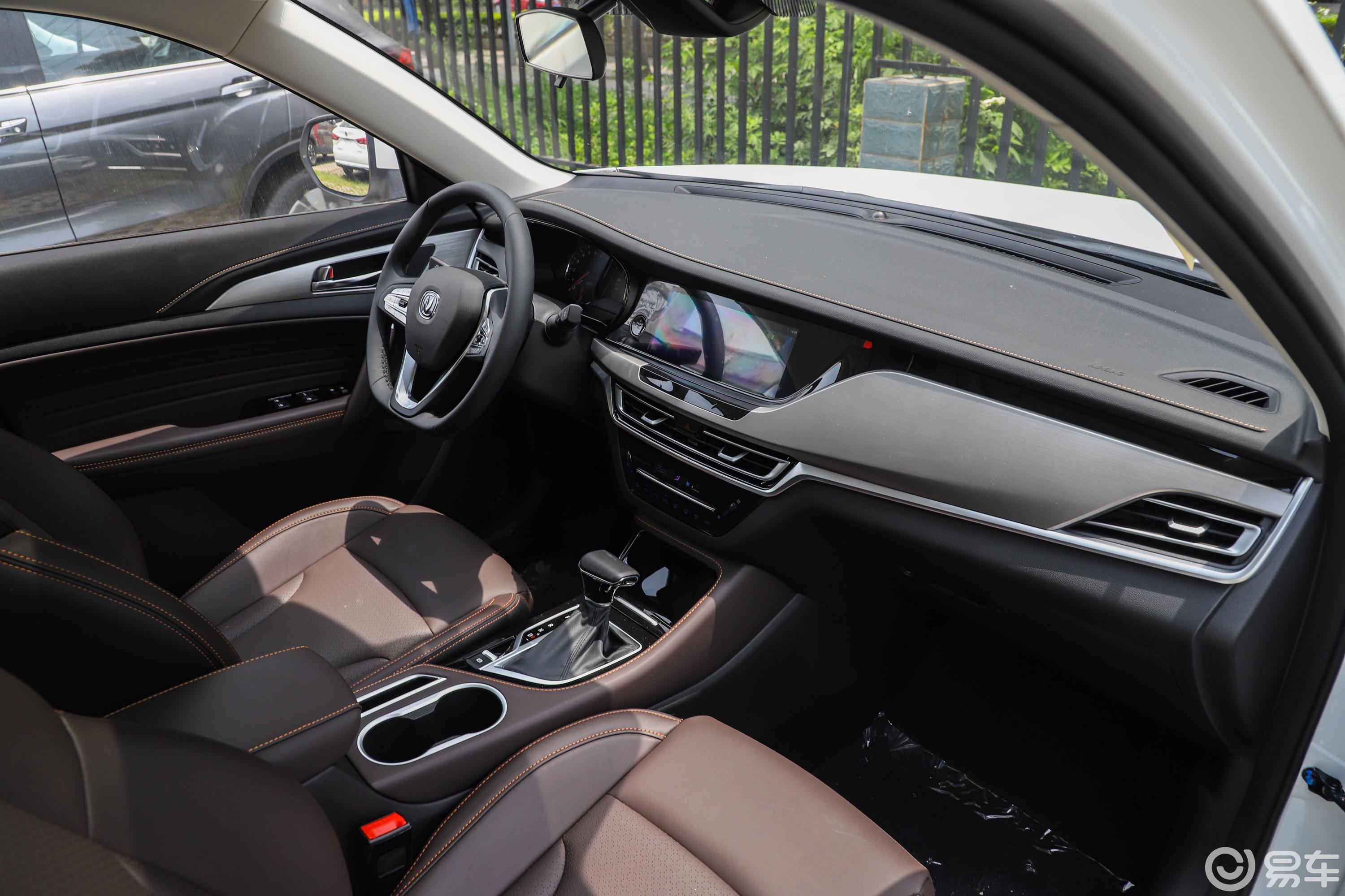 【长安cs35 plus2018款1.