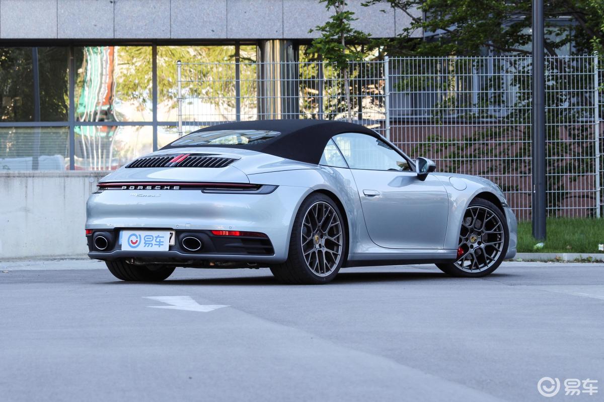 【保時捷9112019款carrera s cabriolet側後45度車頭向右水平汽車圖片