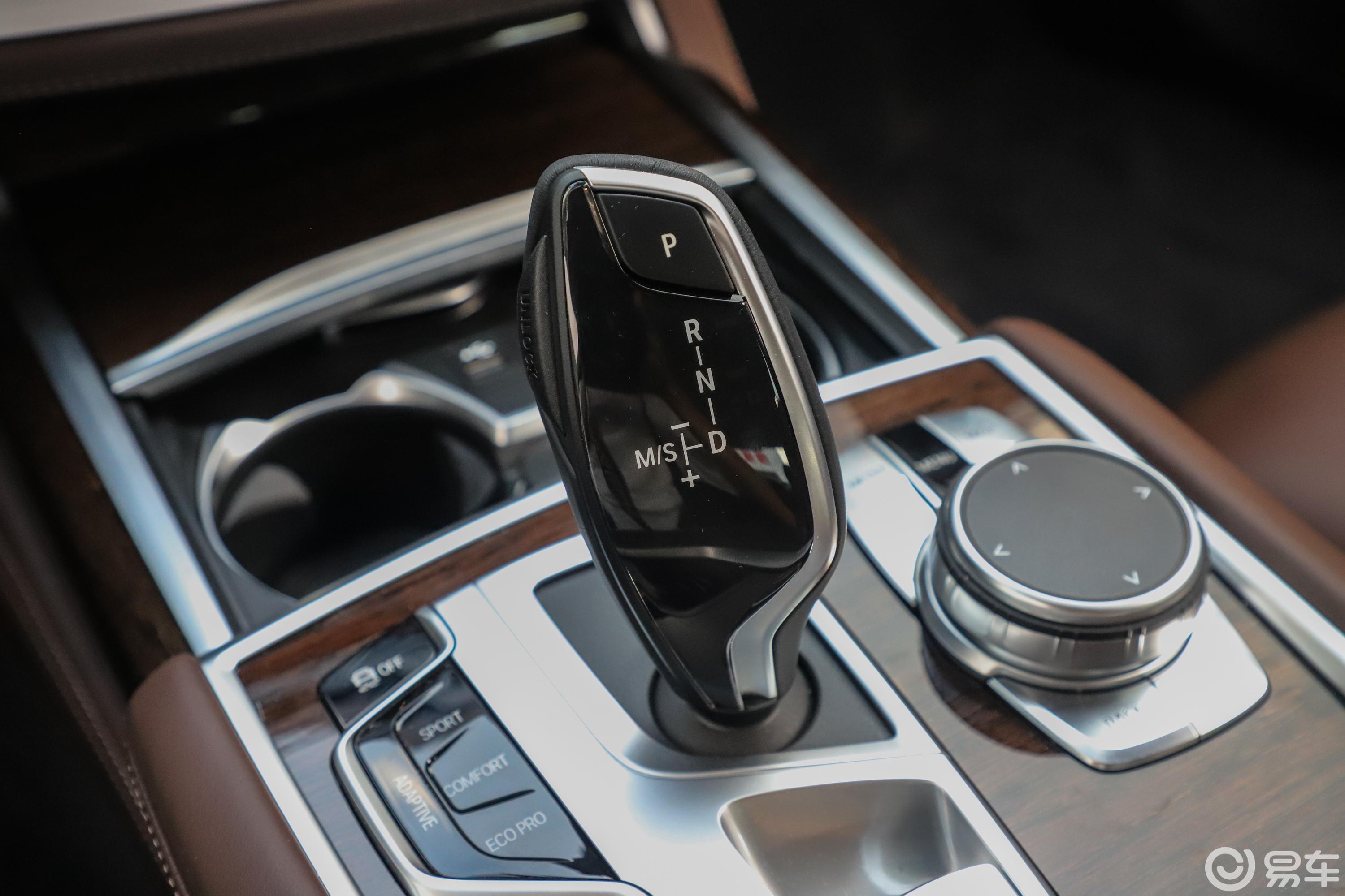 【宝马7系2019款740li 尊享型 豪华套装换挡杆汽车图片-汽车图片大全