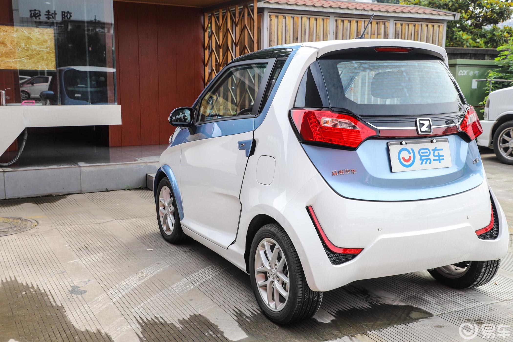 【众泰e2002018款pro 智联版外观汽车图片-汽车图片大全】-易车