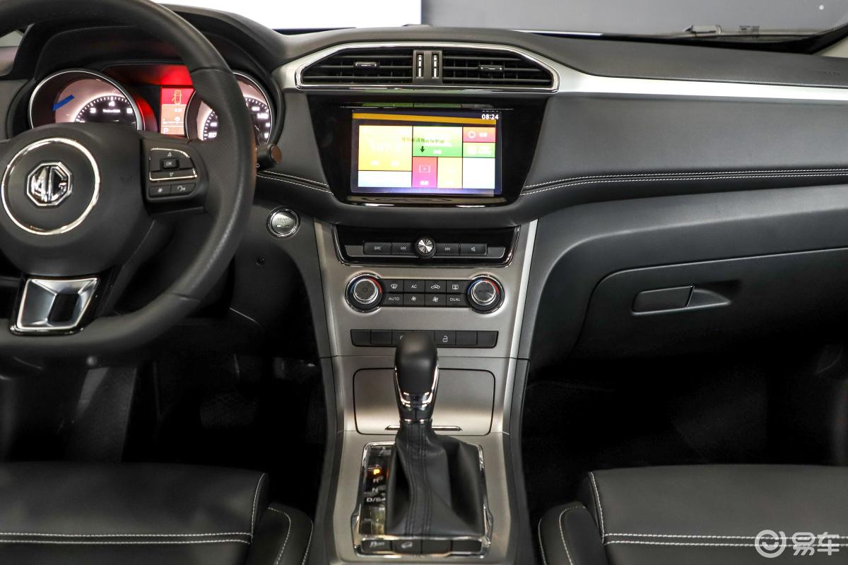 【名爵gs 锐腾2019款20t 双离合 两驱 豪华氙灯版中控台整体汽车图片