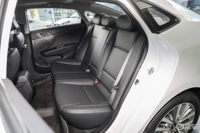 科技感十足还很实用 名图现金优惠高达2.7万