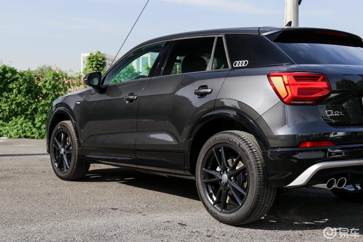 35 tfsi 时尚动感版 国vi