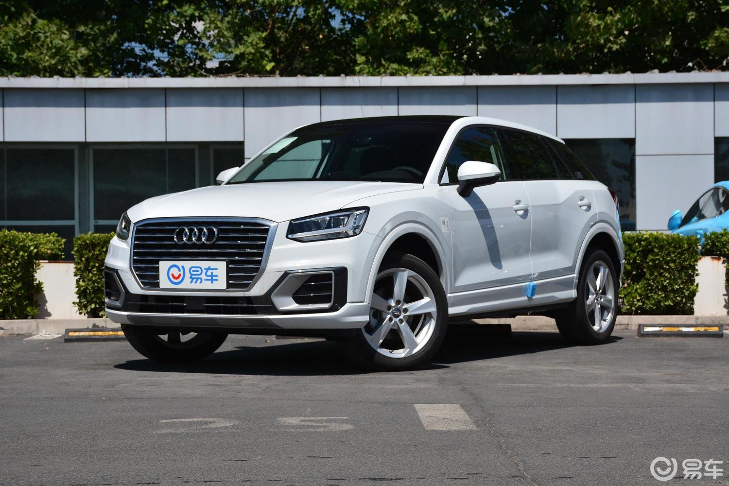 一汽-大众奥迪  奥迪q2l  2018款  2020款  2018款  35 tfsi 时尚致雅