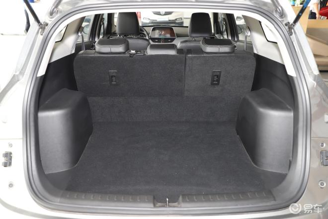 2020款 宝骏310w 1.5l amt 乐享型 国vi 直降0.10万