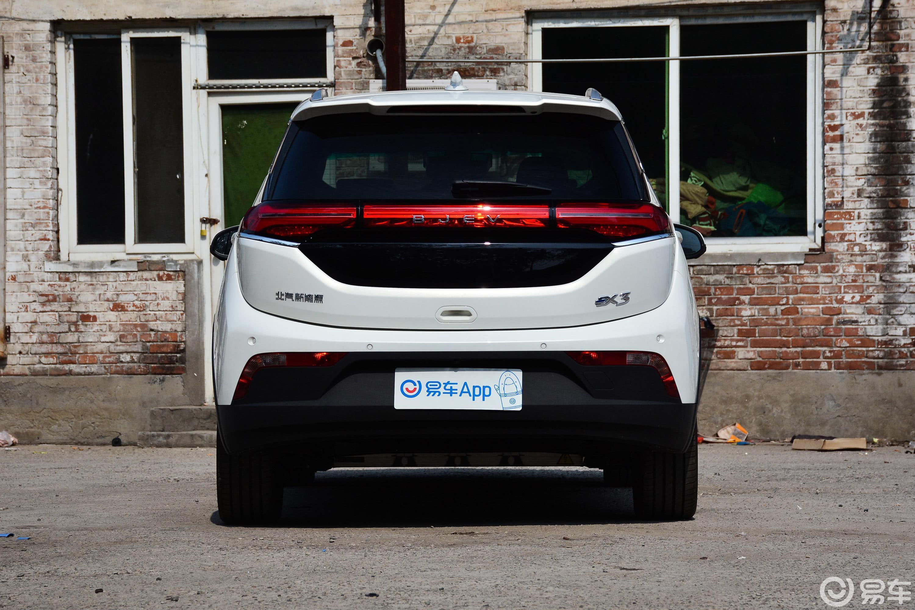 【北汽新能源ex32019款r600 劲潮版正后水平汽车图片-汽车图片大全】