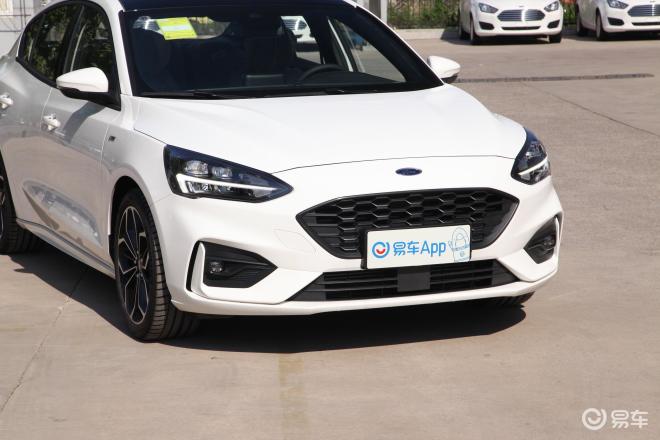 2020款 福克斯 三厢 ecoboost 180 自动 锋耀型 直降1.00万