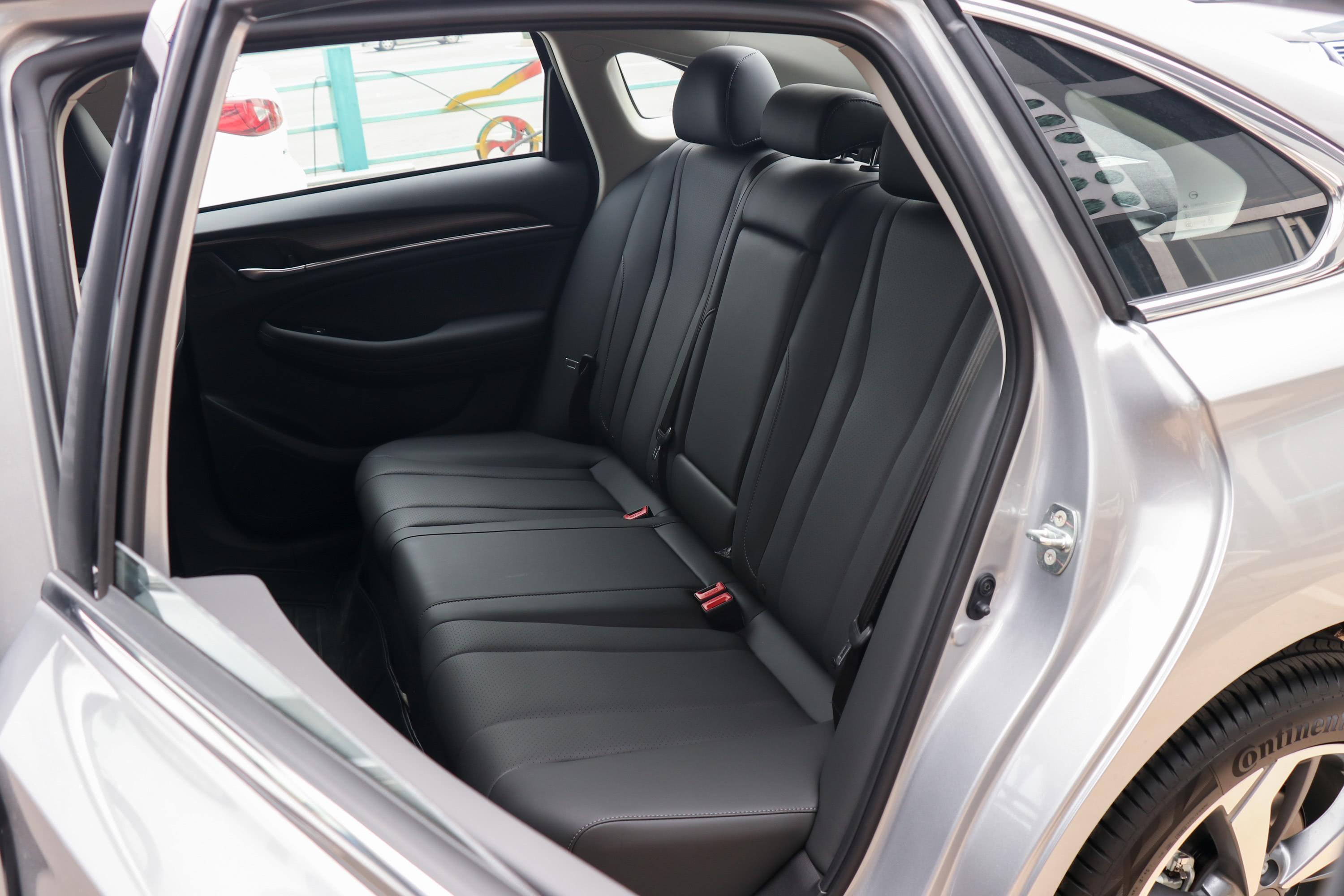 传祺ga6手动空调空间配置