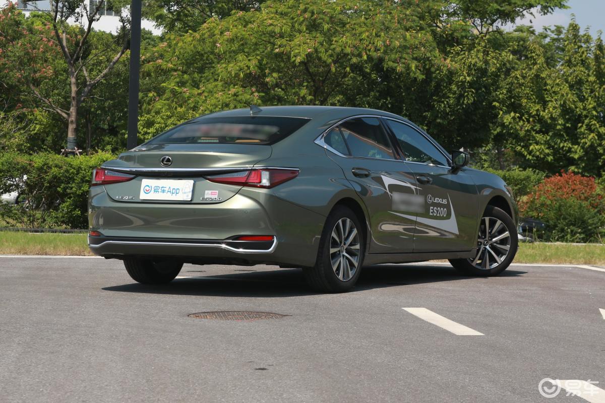 【雷克萨斯es2020款200 豪华版侧后45度车头向右水平汽车图片-汽车