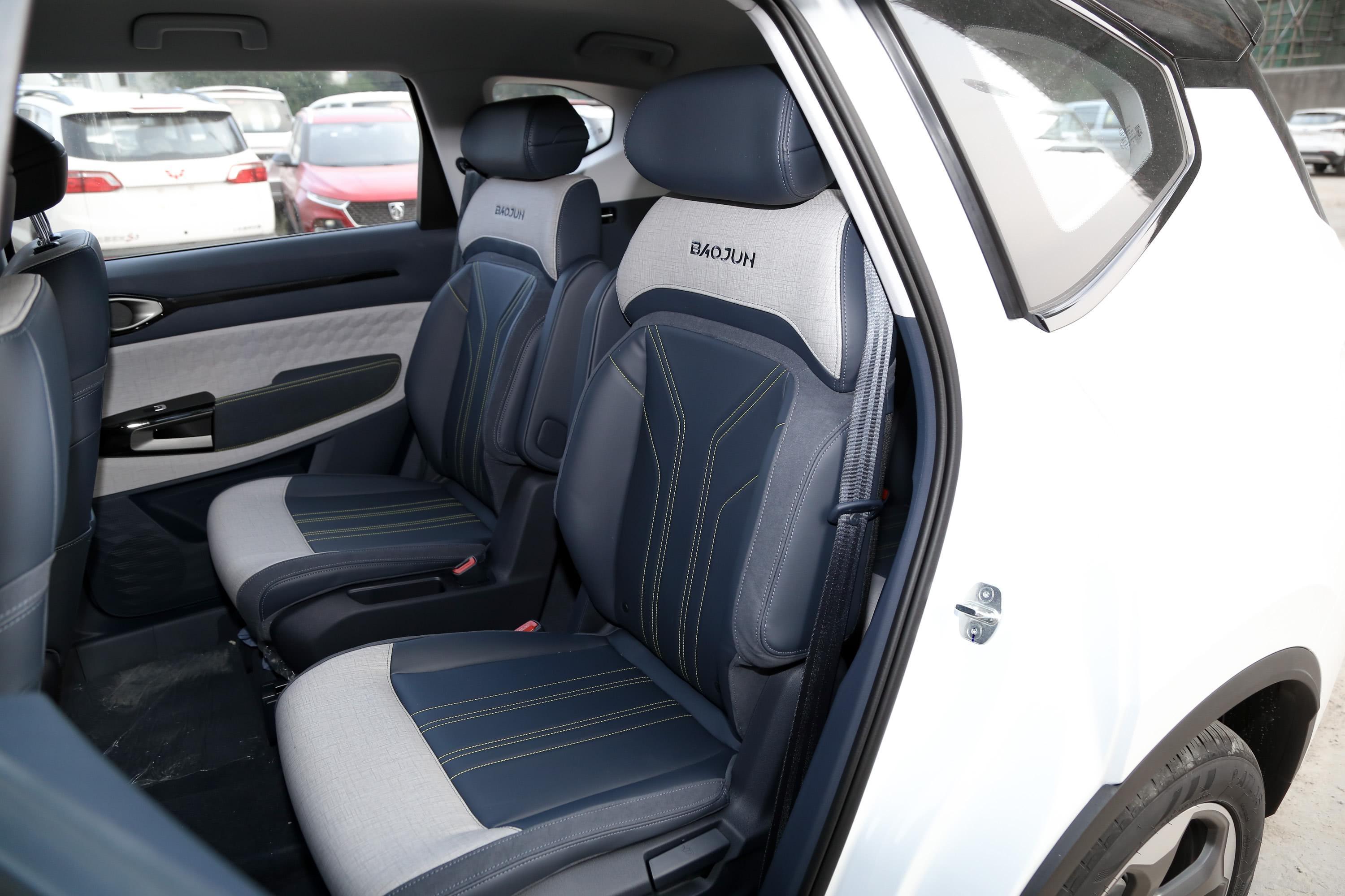 宝骏rm-5内饰-后排-发动机-易车