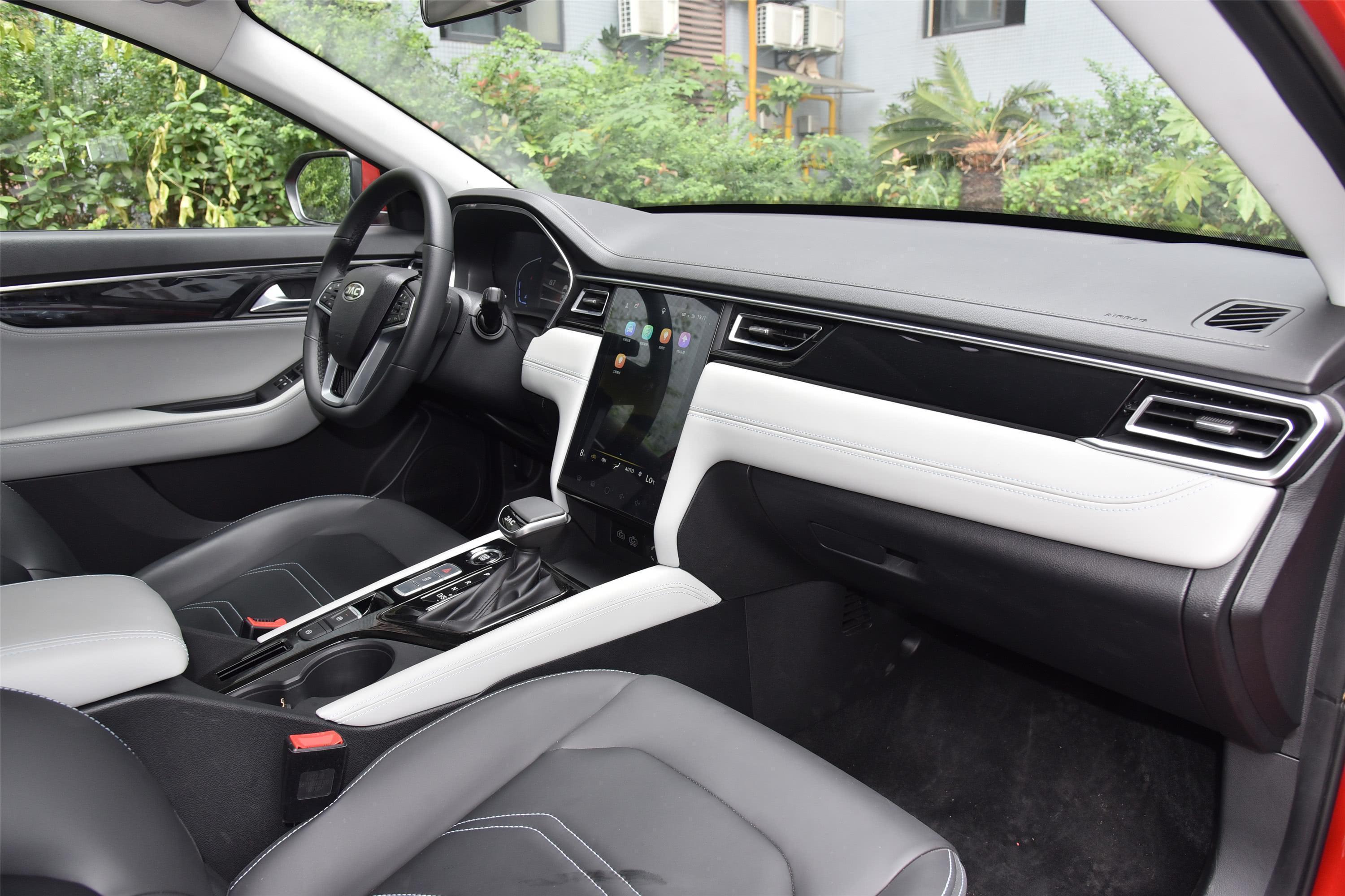 嘉悦a5内饰-后排-雷达-易车