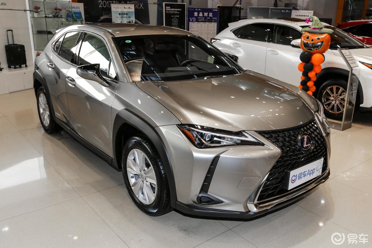 【雷克萨斯ux2019款260h 探·酷版 国vi侧前45度车头向右水平汽车图片