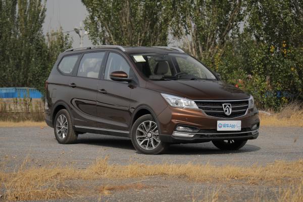 宝骏730七座家用车开括者至高优惠7千