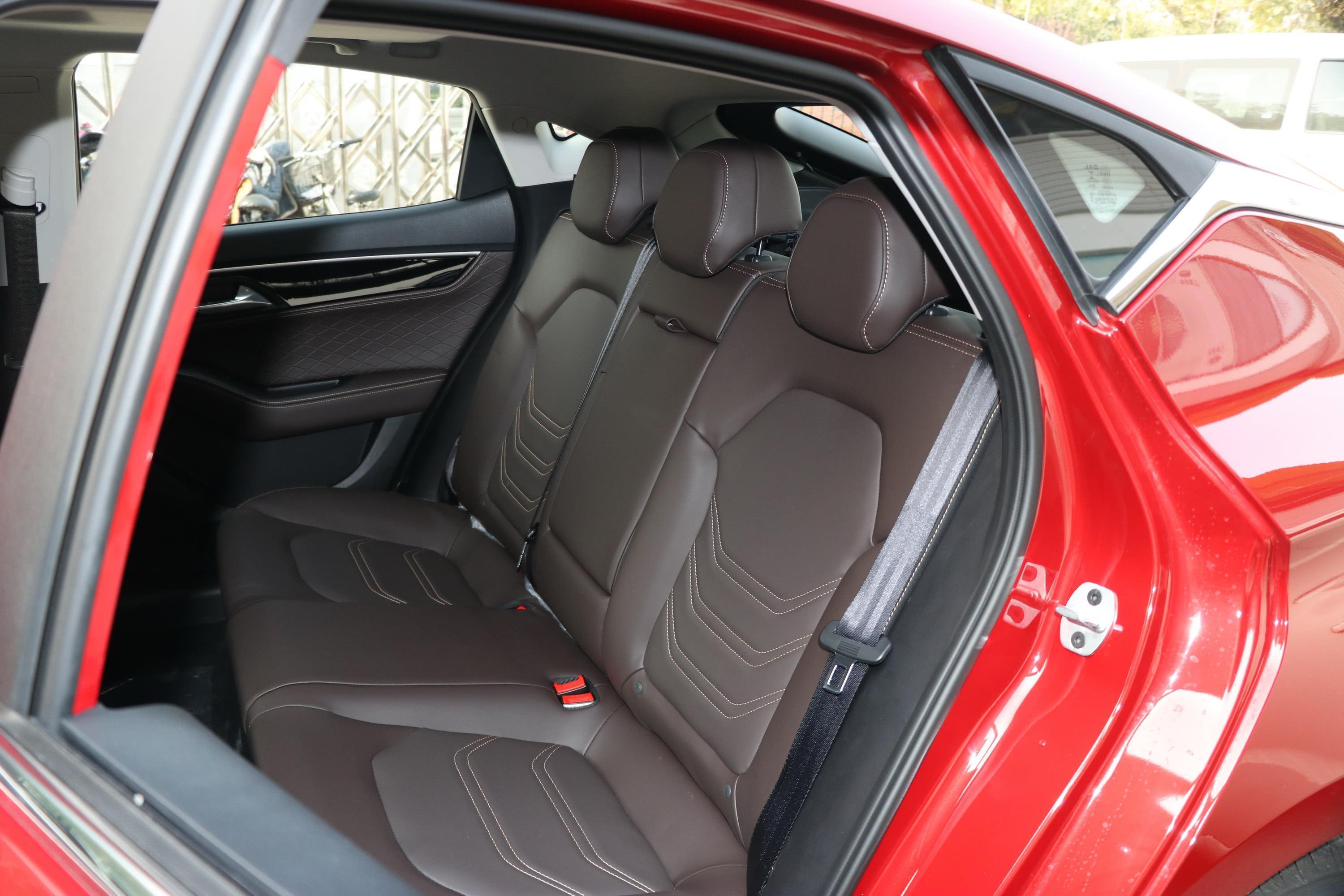 嘉悦a5档次-后排-雷达-易车