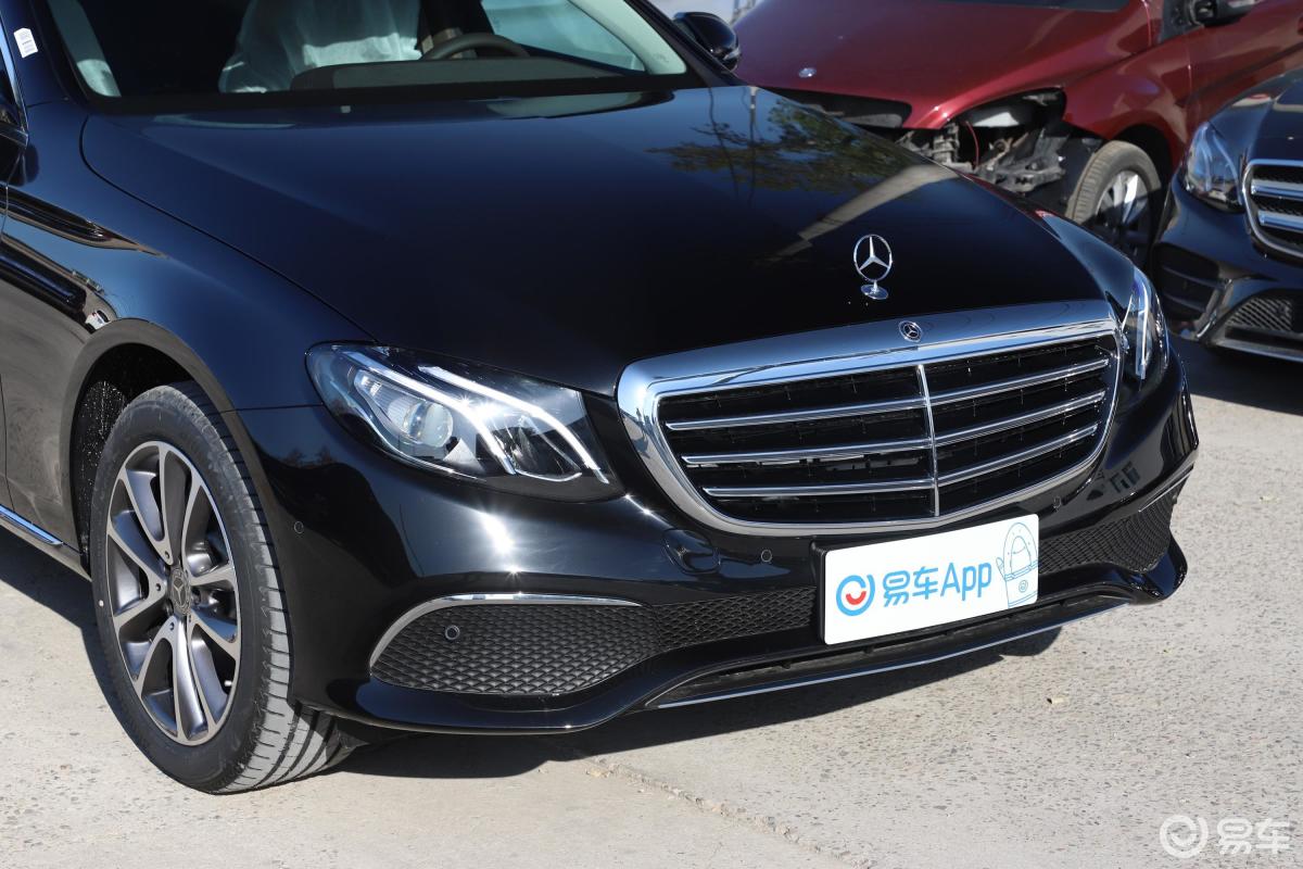 【奔驰e级2020款e 260 l 4matic前格栅侧俯拍汽车图片-汽车图片大全】