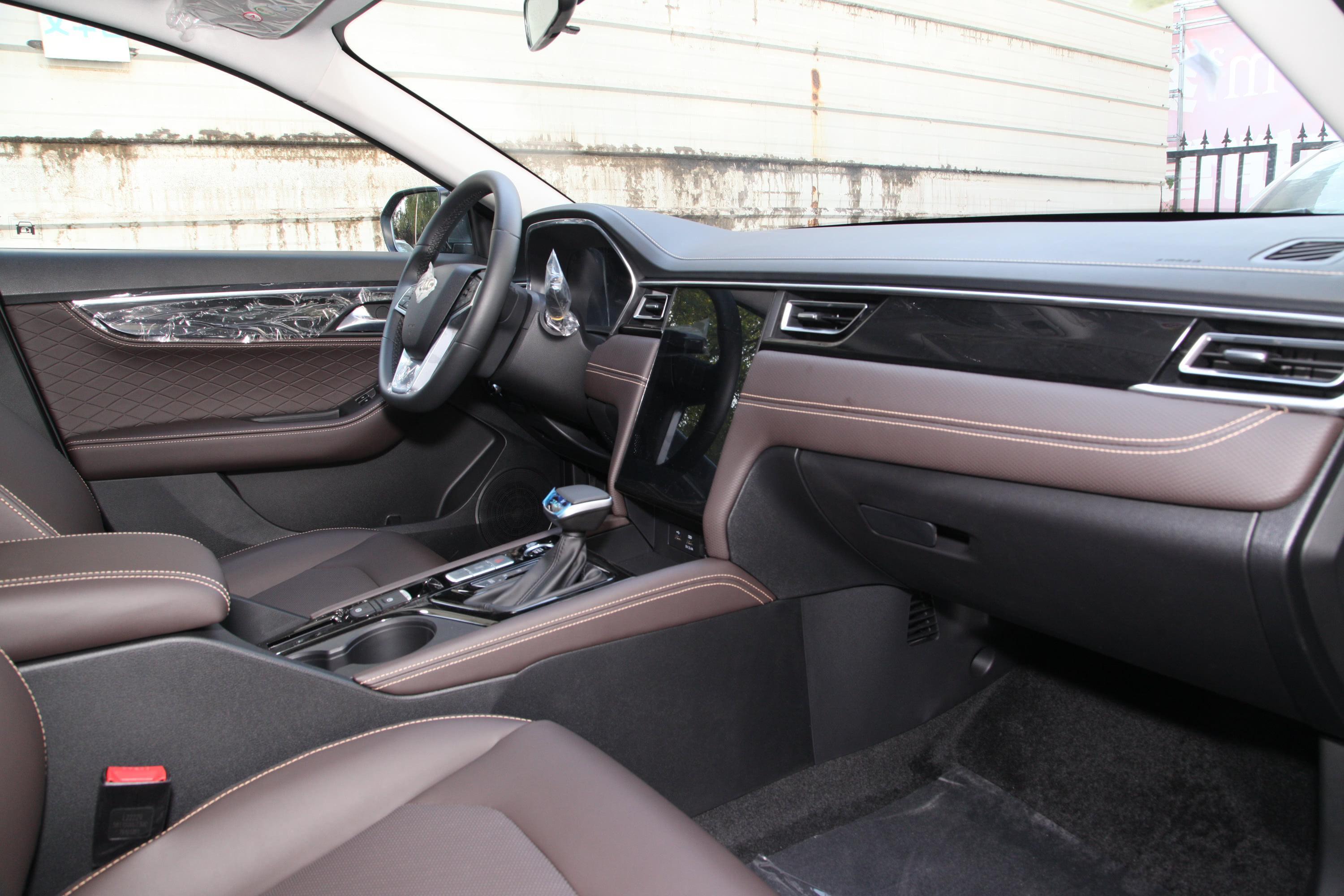 嘉悦a5内饰-轴距-发动机-易车