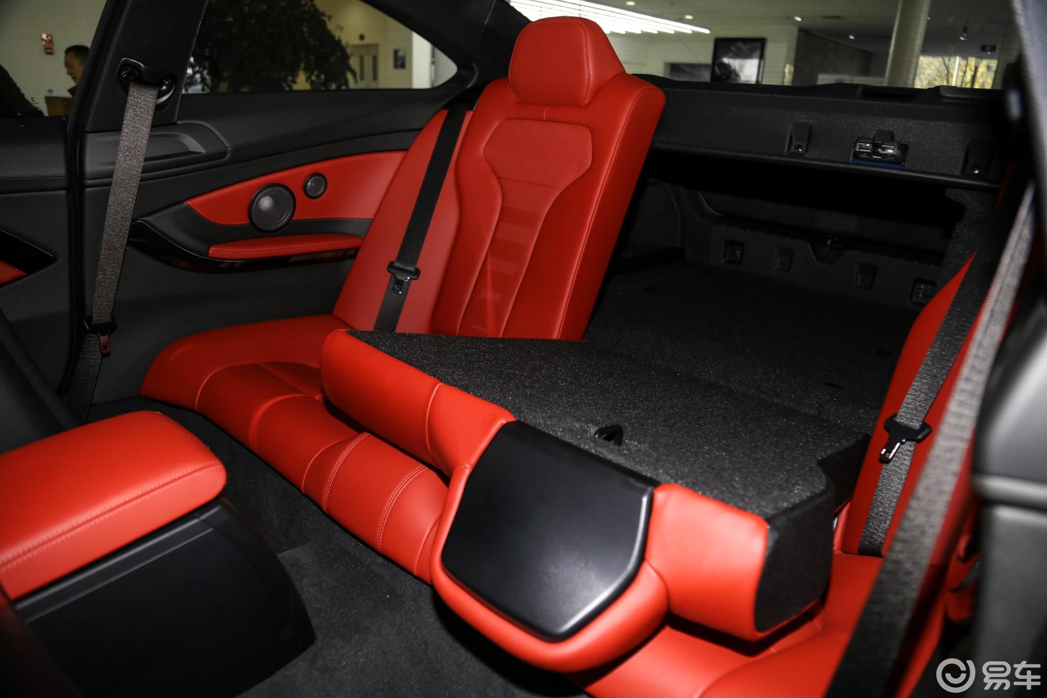 【宝马m42019款m4双门轿跑车猎影版空间汽车图片-汽车图片大全】-易车