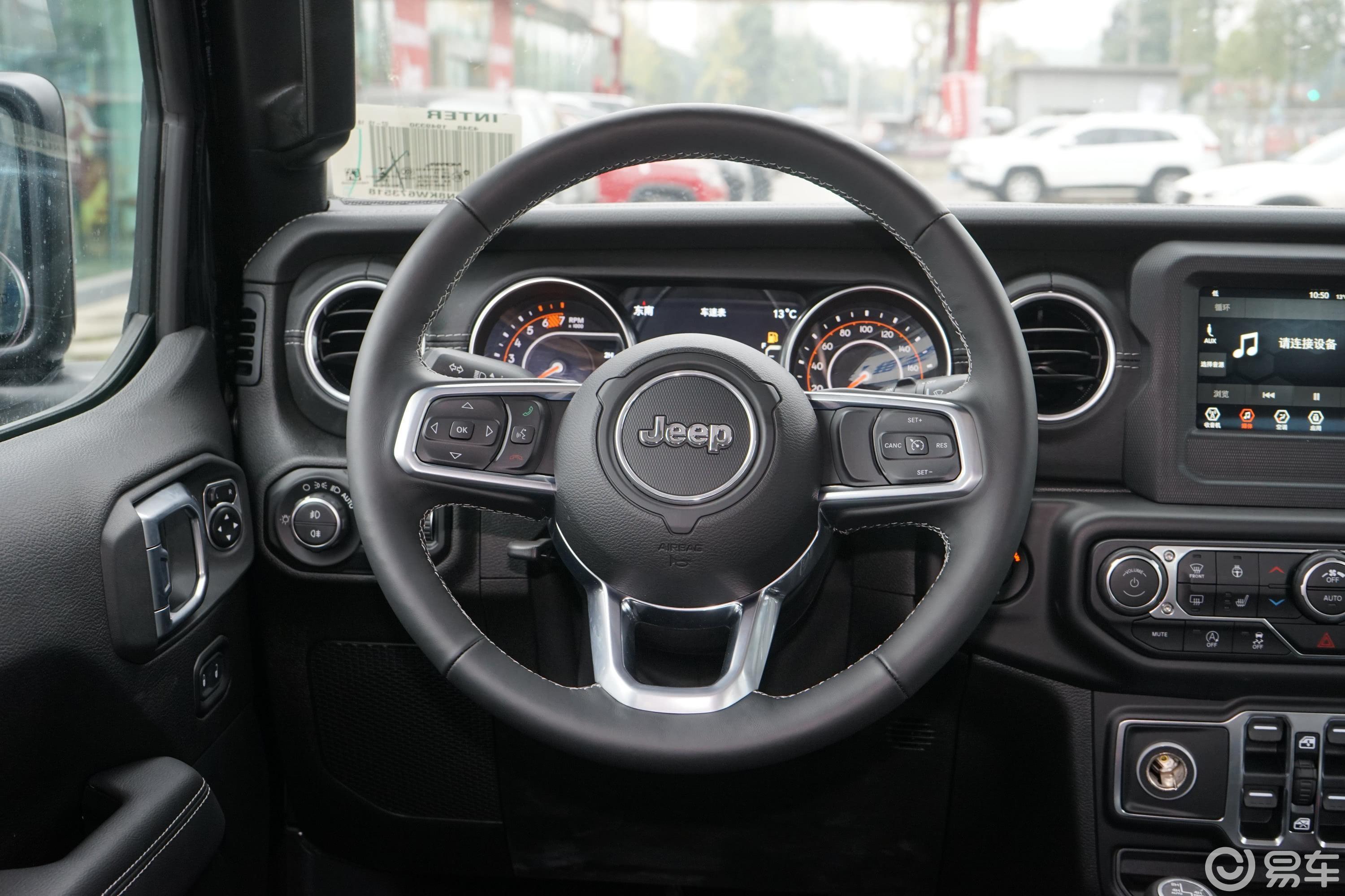 0t sahara四门版 国v方向盘汽车图片-汽车图片大全】-易车