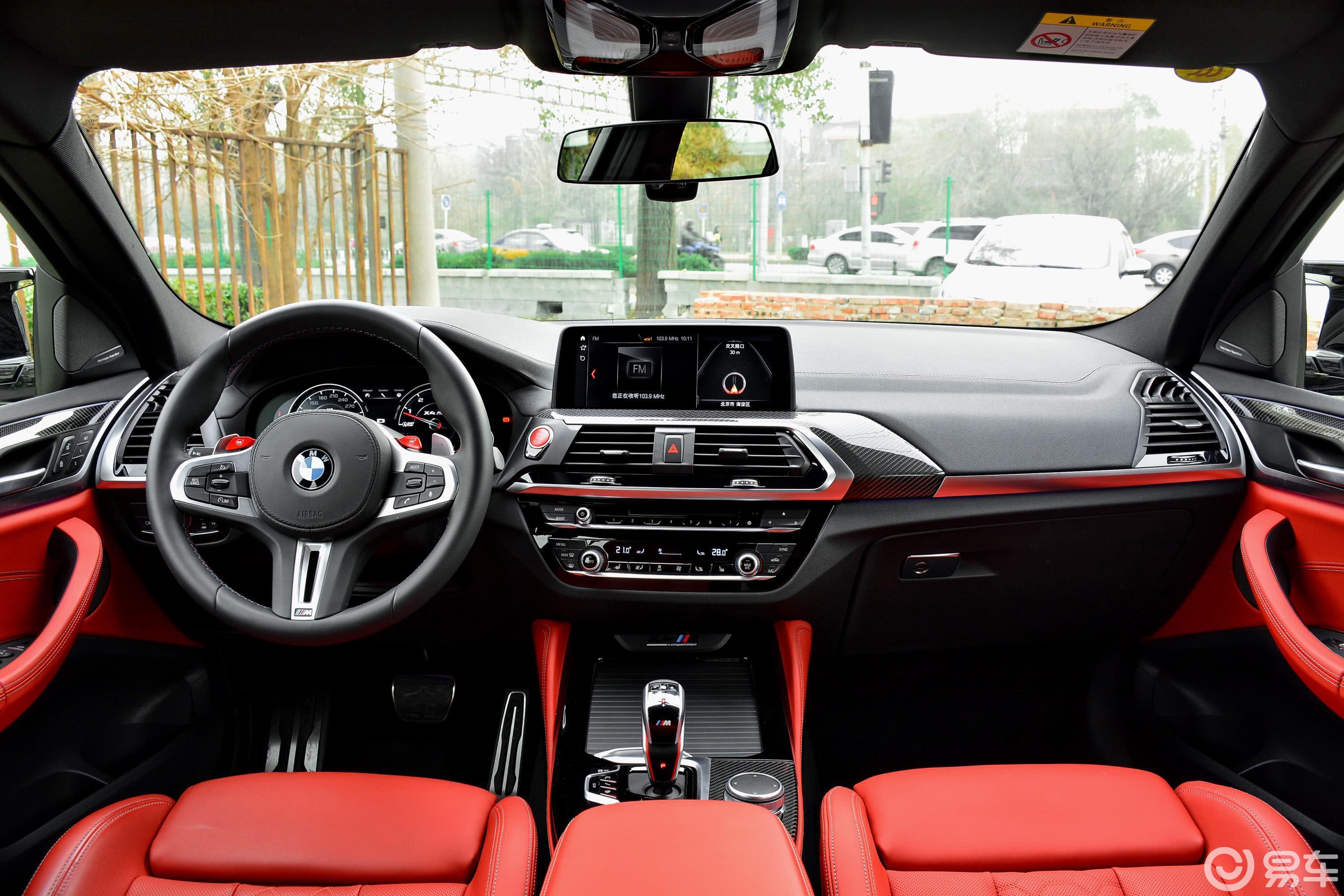 【宝马x4 m2019款x4 m内饰全景正拍汽车图片-汽车图片大全】-易车