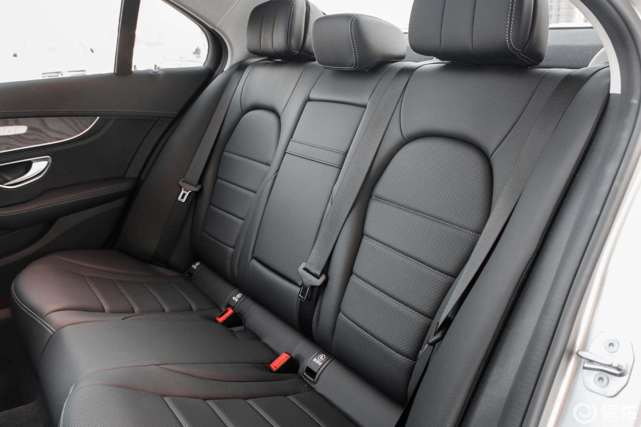 【奔驰c级2020款c 260 l 运动版后排座椅汽车图片-汽车图片大全】